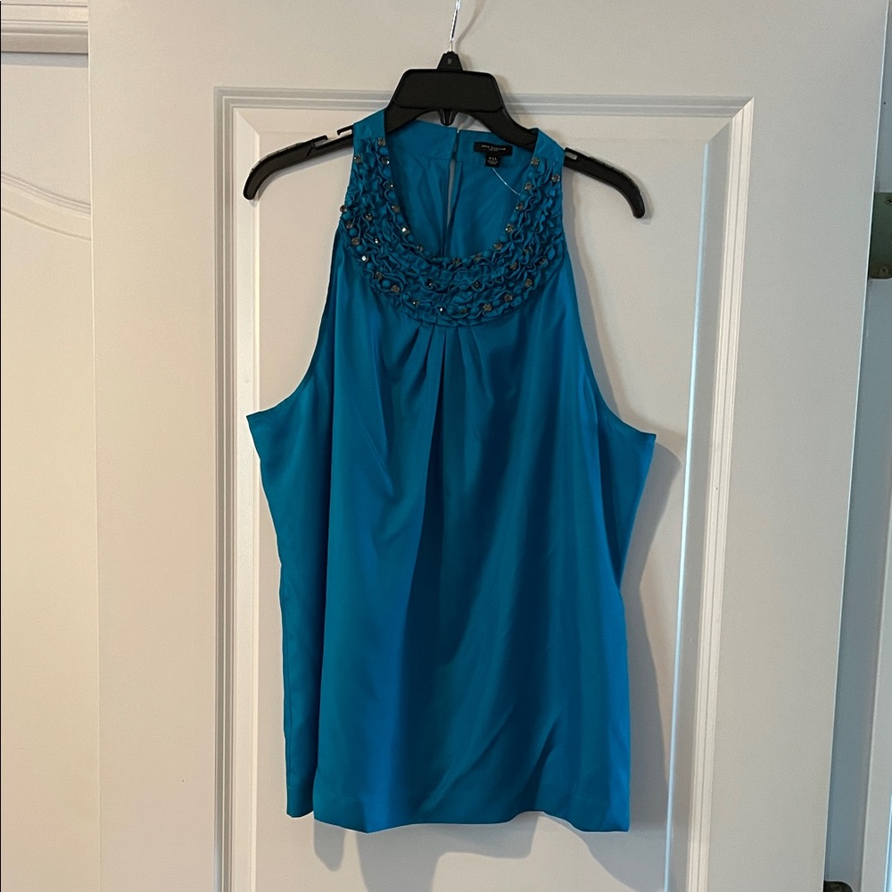 Blue Sleeveless Top 100 % natural silk